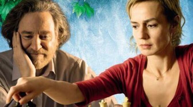 Sandrine Bonnaire und Kevin Kline in »Joueuse« (»Die Schachspielerin«), dem Eröffnungsfilm der Filmtage in Tübingen.
FOTO: VERLE
