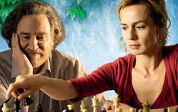 Sandrine Bonnaire und Kevin Kline in »Joueuse« (»Die Schachspielerin«), dem Eröffnungsfilm der Filmtage in Tübingen.
FOTO: VERLE