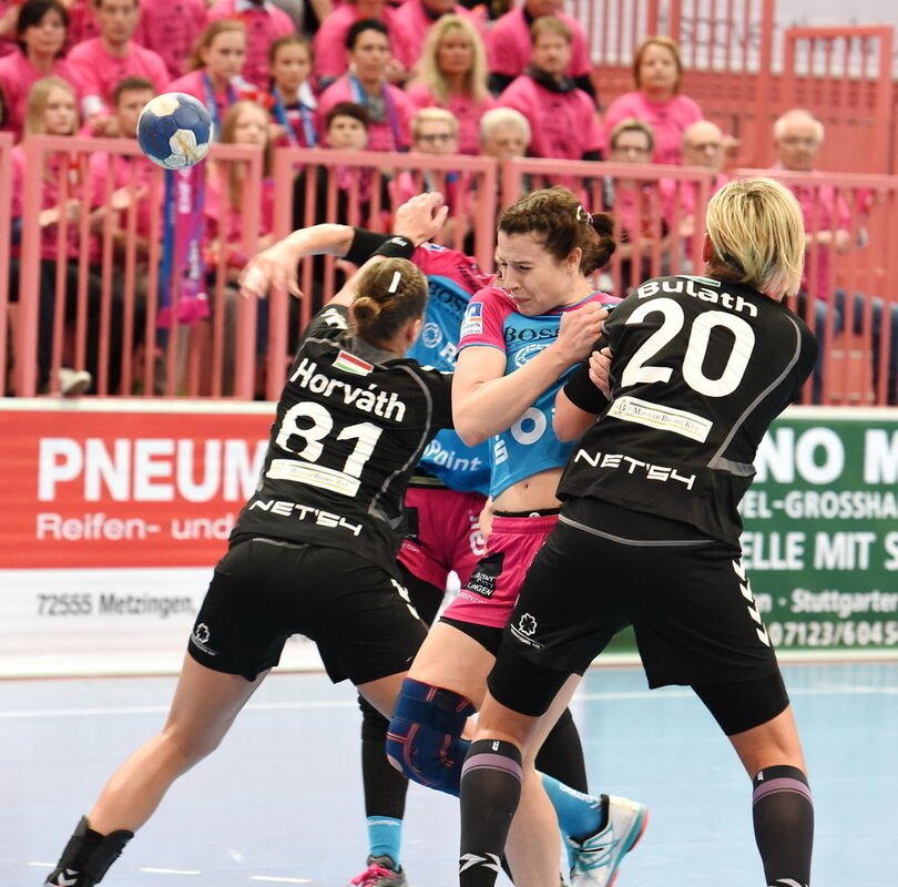 TuS Metzingen - Dunaujvaros KKA 28:26