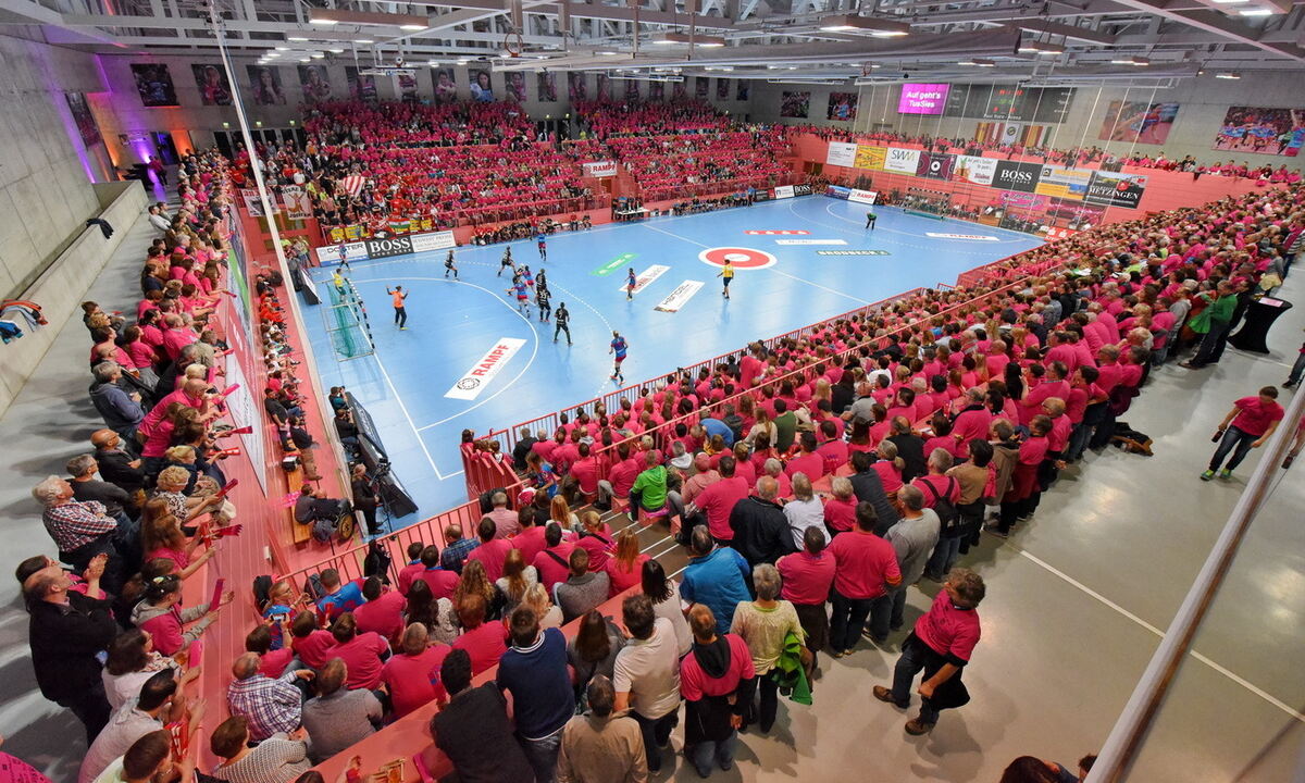 TuS Metzingen - Dunaujvaros KKA 28:26