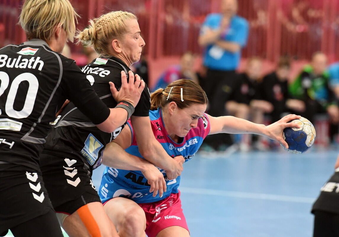 TuS Metzingen - Dunaujvaros KKA 28:26