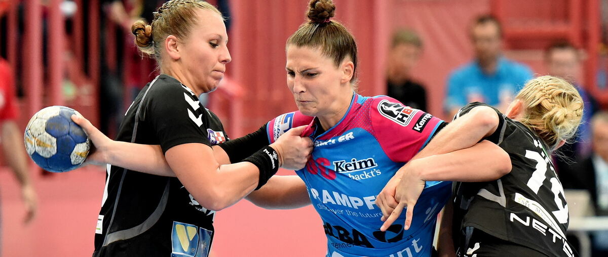 TuS Metzingen - Dunaujvaros KKA 28:26