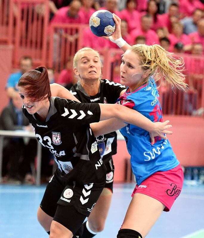 TuS Metzingen - Dunaujvaros KKA 28:26