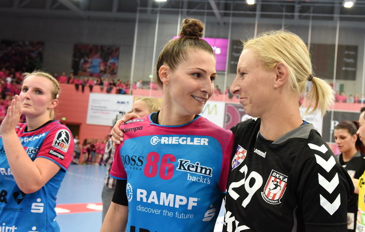 TuS Metzingen - Dunaujvaros KKA 28:26