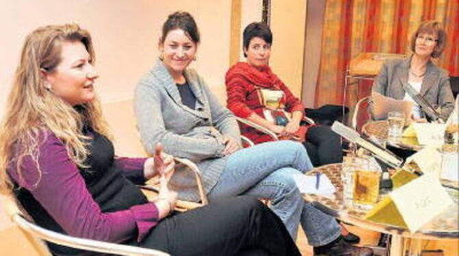 Erfolgreiche Reutlinger Unternehmerinnen( von links): Safiye Genc, Verena Allkemper und Silke Brucklacher gaben Einblick in ihre