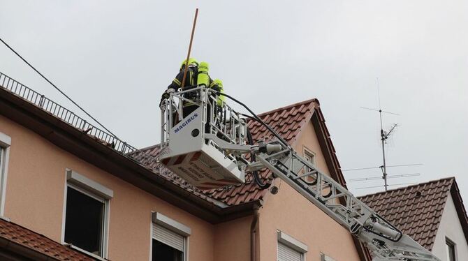 Ein Räucherofen soll für den Dachstuhlbrand verantwortlich sein. Foto: www.7aktuell.de/Lukas Felder