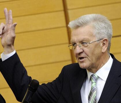 Winfried Kretschmann vor fünf Jahren im Landtag in Stuttgart bei seiner Vereidigung als Ministerpräsident von Baden-Württembe