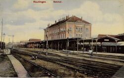 Am »Verwaltungsgebäude« des Bahnhofs wurde schon im Oktober 1858 Richtfest gefeiert (Postkarte von 1907). QUELLE: STADTARCHIV