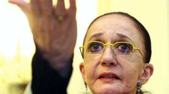 Ballett-Legende Marcia Haydée Schöberl erhält heute  im Reutlinger Landratsamt ihre Einbürgerungsurkunde.
ARCHIVFOTO: DPA