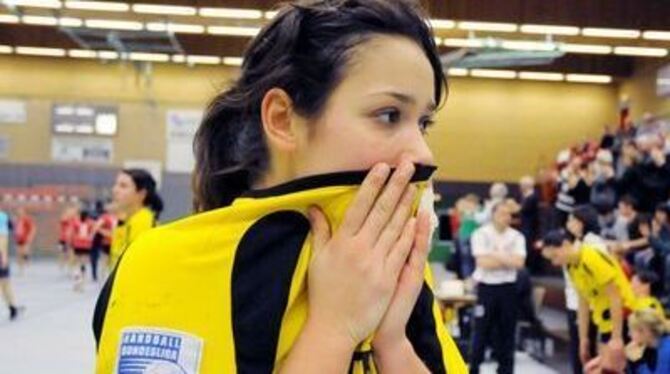 Banger Blick in die Zukunft: Alexandra Kubasta. Der Handball-Zweitligist TuS Metzingen steckt in akuten Finanznöten.
FOTO: AVANT