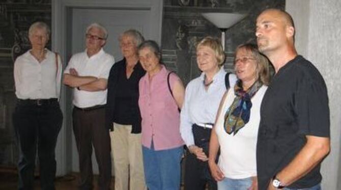 Letzter Akt im Rathaus: (von links) Elke Meyer-Dubbers, Dieter Rautenberg, Johanna Petersmann, Uta Friedrich, Ursula Zöllner, Ul