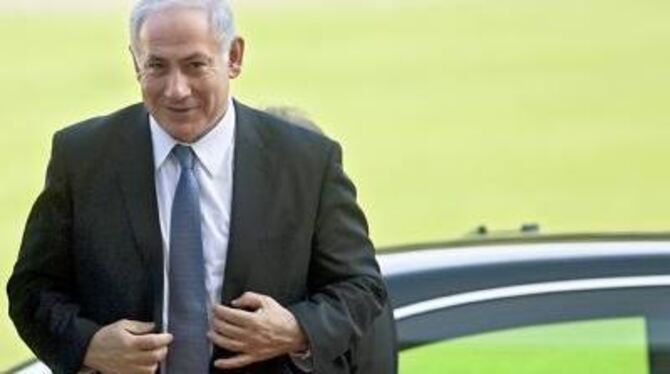 Der israelische Ministerpräsident Benjamin Netanjahu am Mittwoch vor einem Treffen mit Bundespräsident Köhler.
FOTO: DPA