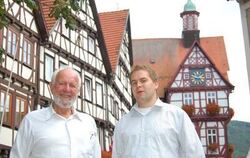 Bohren erwünscht: Ernst-Ulrich von Weizsäcker (links) und Sebastian Weigle.
FOTO: PFI