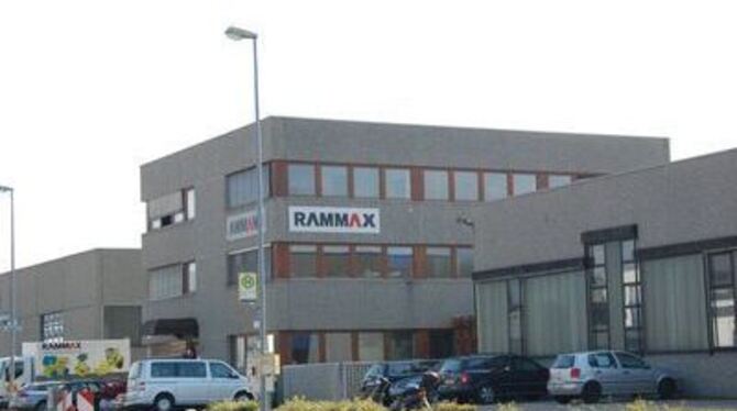 Das Firmengebäude von Rammax in Metzingen: Die Schweizer Ammann-Gruppe will den defizitären Tochterbetrieb schließen.
FOTO: RAL