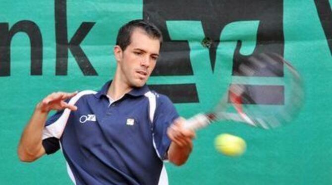 Daniel Stöhr besticht mit seinem harten Vorhandschlag.
GEA-FOTO: PACHER