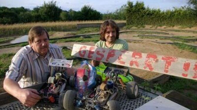 Dirk Hinderer und Uli Schneller suchen eine neue Rennstrecke - bislang vergeblich.
FOTO: SEL