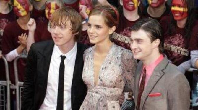 Bei der Londoner Premiere von »Harry Potter und der Halbblutprinz« standen die Hauptdarsteller im Regen.
FOTO: DPA