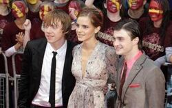 Bei der Londoner Premiere von «Harry Potter und der Halbblutprinz» standen die Hauptdarsteller im Regen.
FOTO: DPA
