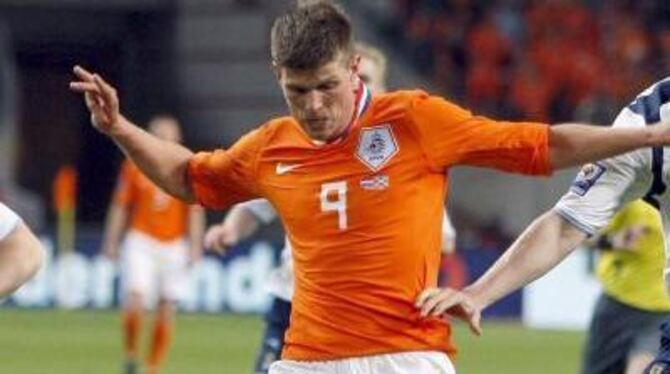 Der niederländische Nationalspieler Jan-Klaas Huntelaar stürmt wohl bald für Stuttgart.
FOTO: DPA