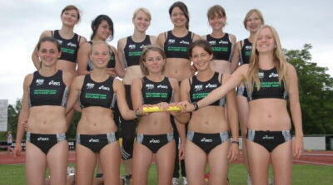 Sie freuen sich über die erneute Qualifikation für das Leichtathletik-Landesfinale am 15. Juli im Ulmer Donaustadion: die Mädche