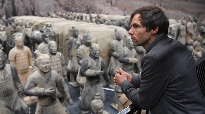 Der Künstler Pablo Wendel in Ludwigsburg in der Ausstellung »Die Terrakottaarmee & das Vermächtnis des Ewigen Kaisers«, die vom Der Künstler Pablo Wendel in Ludwigsburg in der Ausstellung »Die Terrakottaarmee & das Vermächtnis des Ewigen Kaisers«, die vom