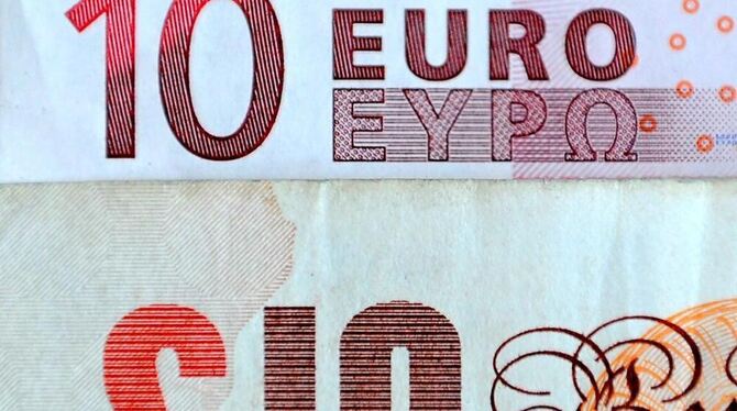 Euro und Pfund.