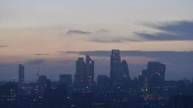 Der Tag nach dem Referendum bricht an: Blick auf das Finanzentrum von London. Foto: Hannah Mckay