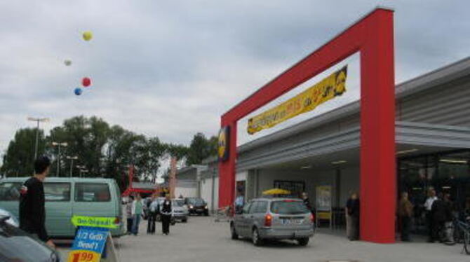 &raquo;Ein kleines Fachmarktzentrum&laquo; ist mit dem neuen Lidl-Markt in Gomaringen entstanden. GEA-FOTO: PP