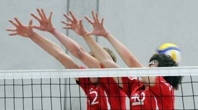 Volleyball-Impressionen aus Rottenburg: Der gastgebende Nachwuchs eroberte den dritten DM-Rang.
GEA-FOTO: PACHER