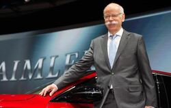 Dieter Zetsche, Vorstandsvorsitzender der Daimler AG: Dax-Vorstände verdienen weniger - Aber 50 Mal so viel wie Angestellte. 