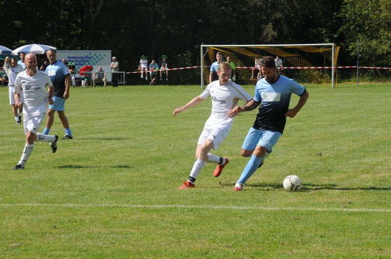 Stars besiegen Küchenchefs