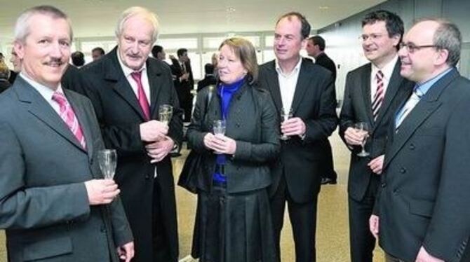 Small talk zur Eröffnung des neuen MBA-Studiengangs für Zeitoffiziere an der Hochschule Reutlingen (von links): &raquo;Foundatio