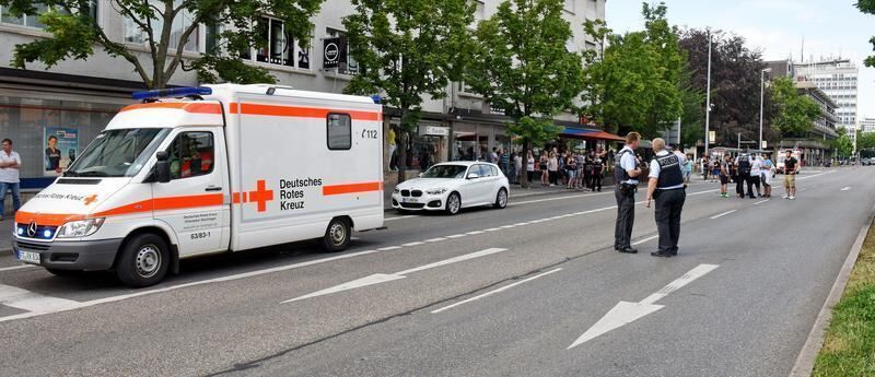 Mann tötet Frau mit Machete