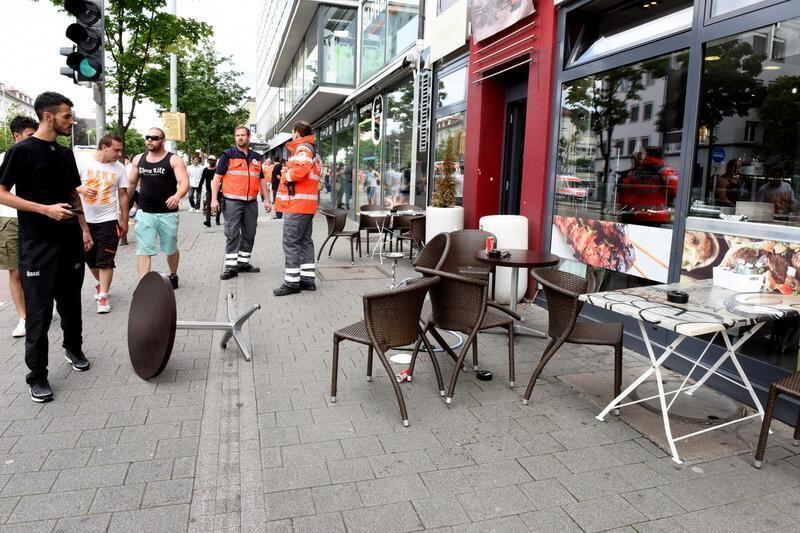 Mann tötet Frau mit Machete