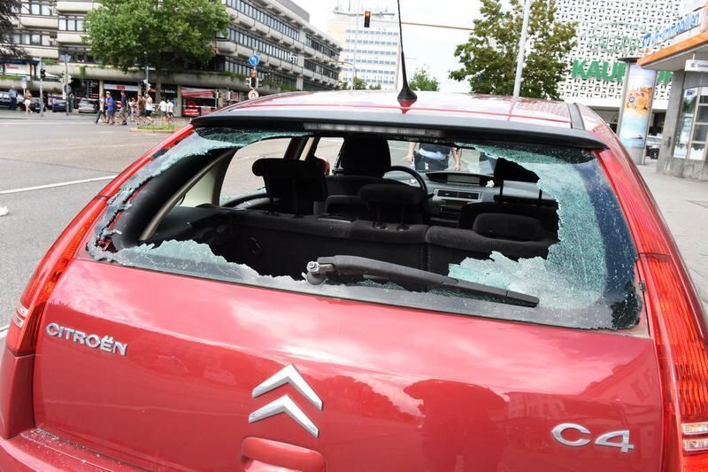 Mann tötet Frau mit Machete