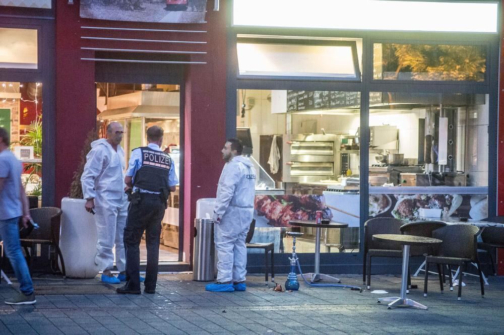 Mann mit Machete tötet in Reutlingen Frau