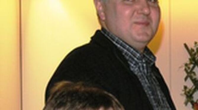 Weil's im Musikverein Unterhausen immer noch keinen Vorsitzenden gibt: Zwei  leisten die Arbeit für drei: Schriftführer Dieter J