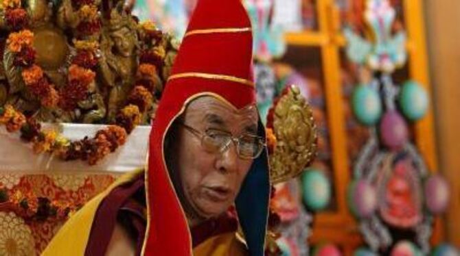 Der Dalai Lama hat eine »echte Autonomie« für sein Land gefordert. FOTO: DPA