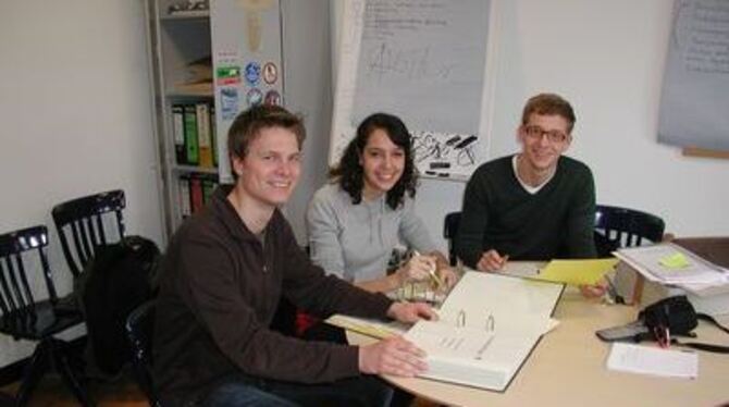 Das neue Trio bei der ersten Vorstandssitzung (von links): Philipp Meschede, Jana Gessert und Philipp Lamparter, der gerade als