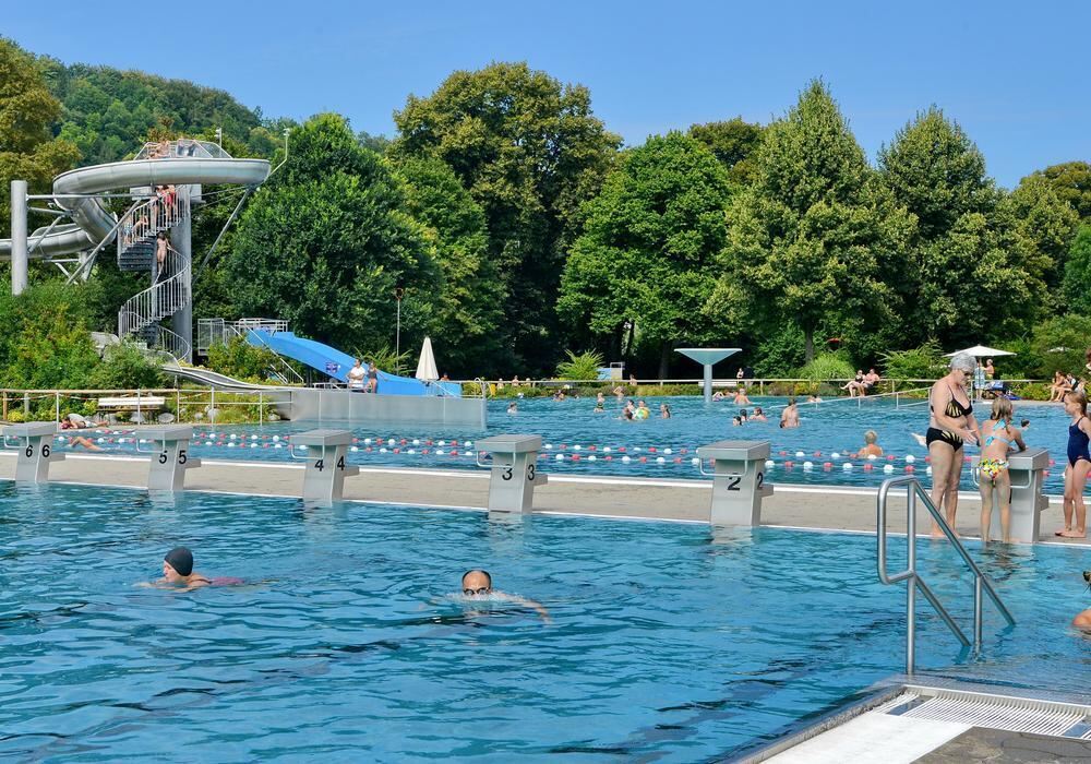 Ein Bad in Tübingen eines schließt Kreis Tübingen Reutlinger GeneralAnzeiger gea.de