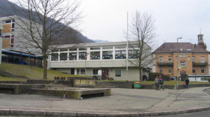 Platz für eine &raquo;Werkrealschule&laquo; - oder eine echte Realschule - gibt es in der Lichtensteiner Uhlandschule genug.  GE