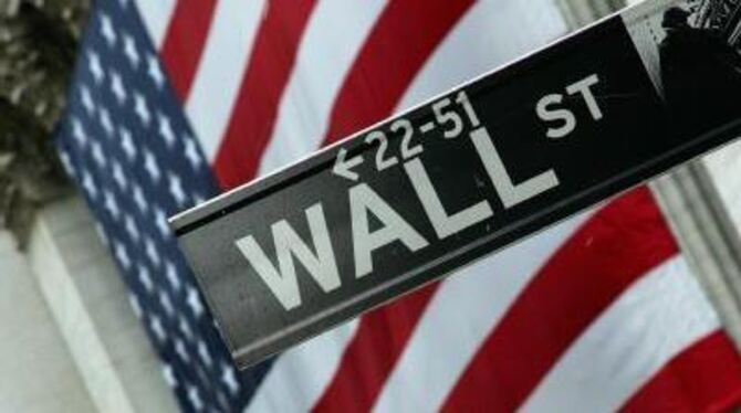 An der Wall Street in New York soll in Zukunft nicht mehr grenzenlos spekuliert werden. FOTO: DPA