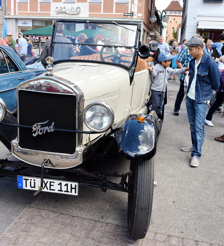 stadt-2208-oldtimertag23 pacher (jpg)