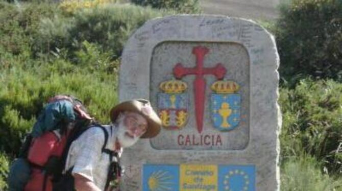 So weit die Füße tragen: Erhard Widmaier pilgerte in 170 Tagen nach Santiago de Compostela und zurück nach Donnstetten. FOTO: PR