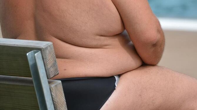 In Deutschland ist dem »XXL-Report« der DAK zufolge jeder vierte Erwachsene zwischen 18 und 79 fettleibig. Foto: Franziska Kr